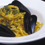 mussel pasta01 Culinary Thymes Pasta with Saffron & Mussels
