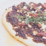 caramelized onion/sundried tomato pizza